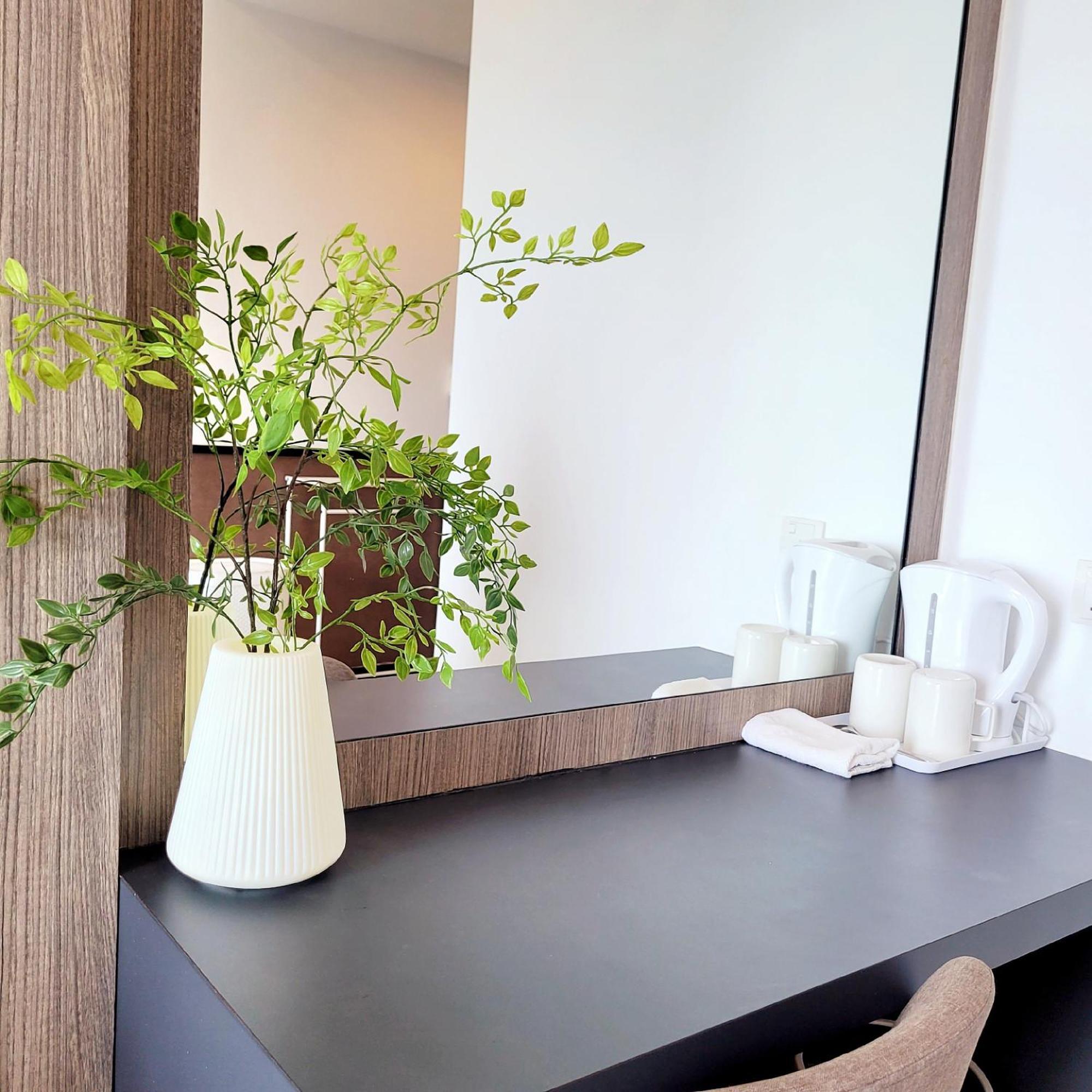 Pd Seaview Sunset Cozy Staycation With Pool & Netflix, Private Unit * Port Dickson
