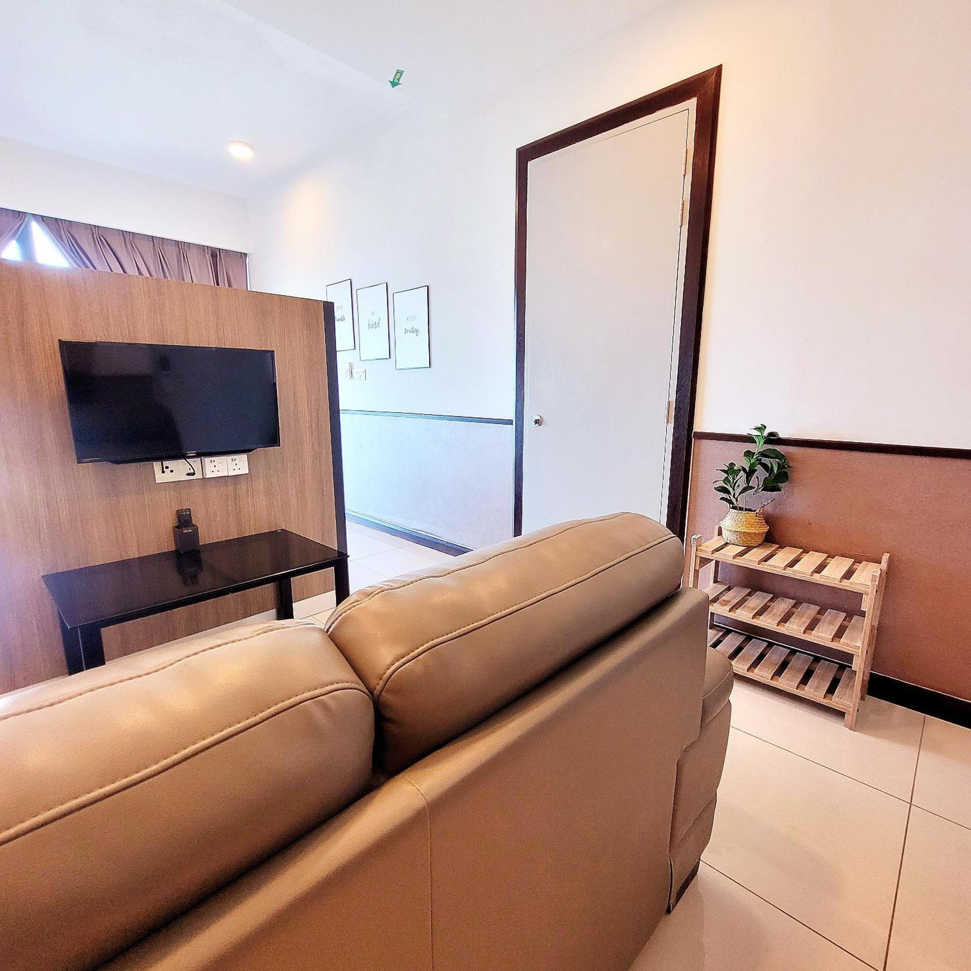 Pd Seaview Sunset Cozy Staycation With Pool & Netflix, Private Unit Apartment *