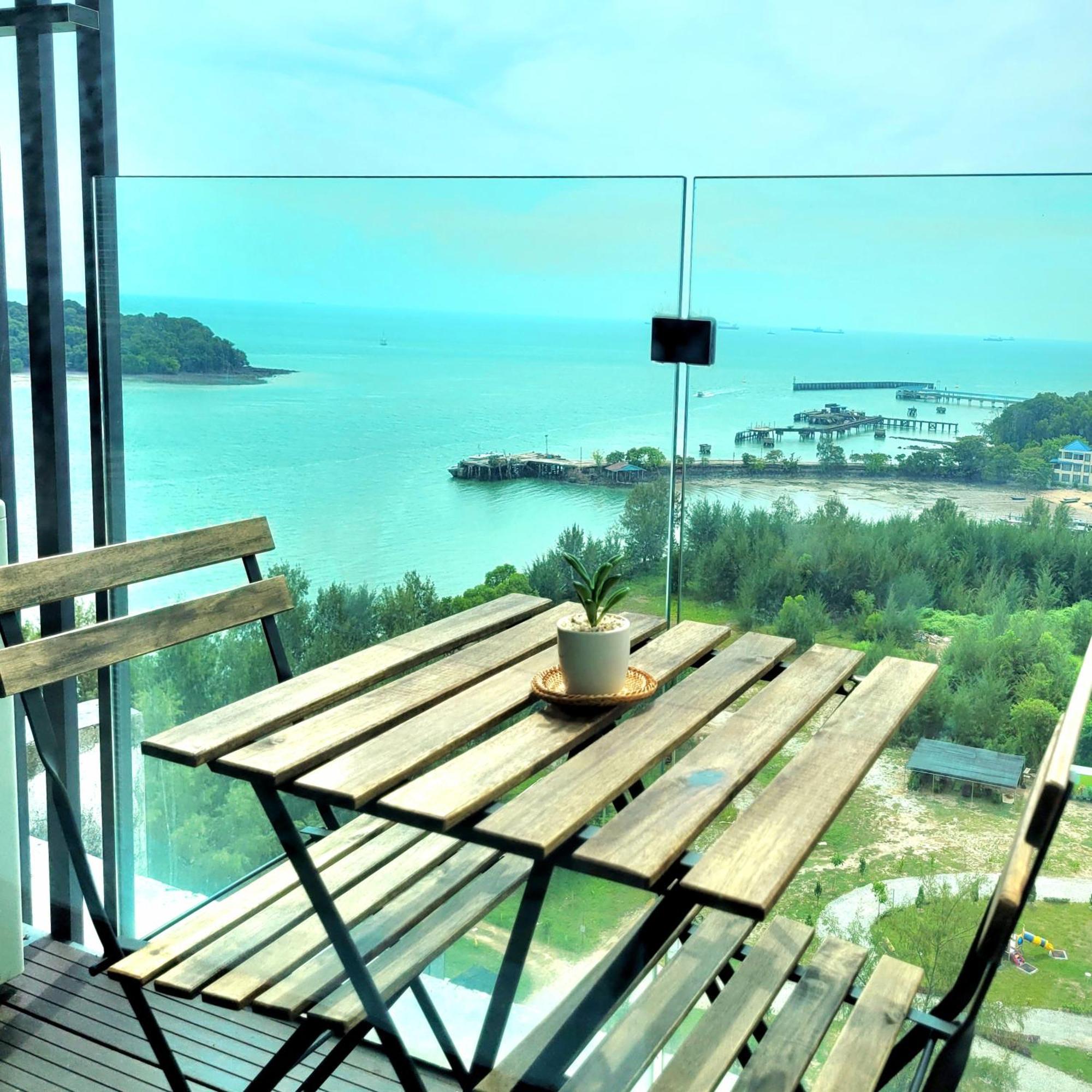 Pd Seaview Sunset Cozy Staycation With Pool & Netflix, Private Unit Port Dickson
